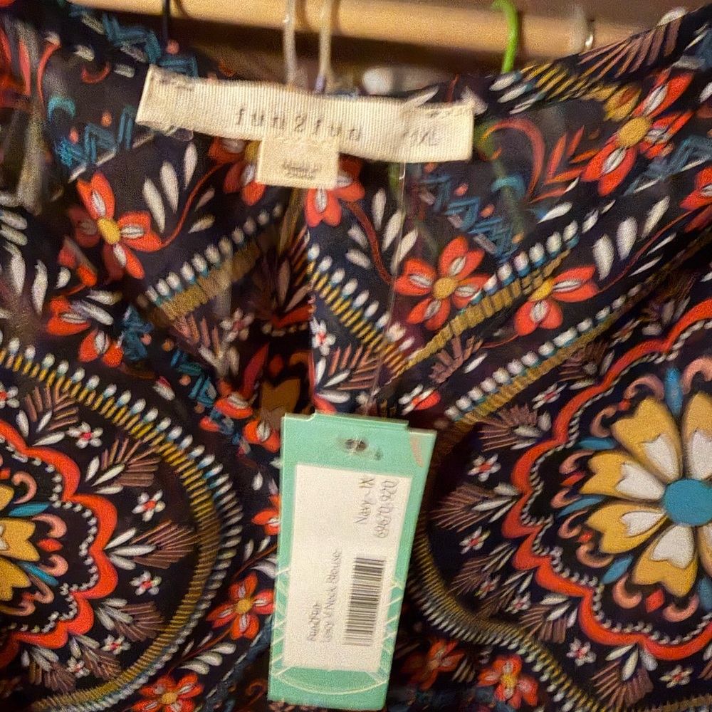 Fun 2 Fun Vibrant Patterned Tank Top - image 4